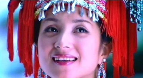 歌手汤灿的家因有爱而鲜活 - 家纺资讯 - 中华家