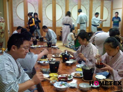 堂皇家纺组织优秀加盟商赴日本考察