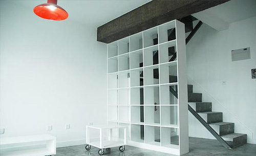 3万超简装70平白色跃层家