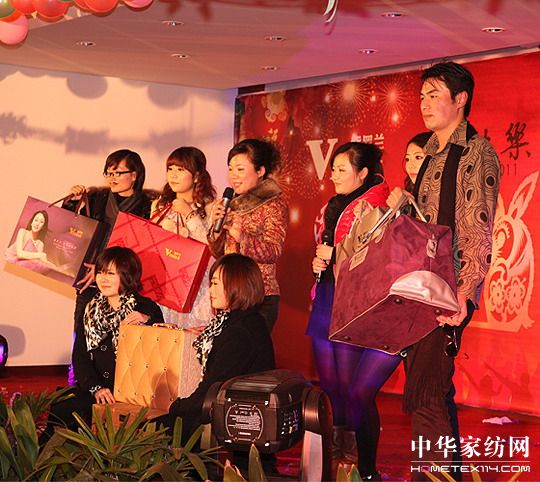 2011Ừ