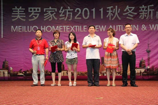 2011ﶬƷٿ