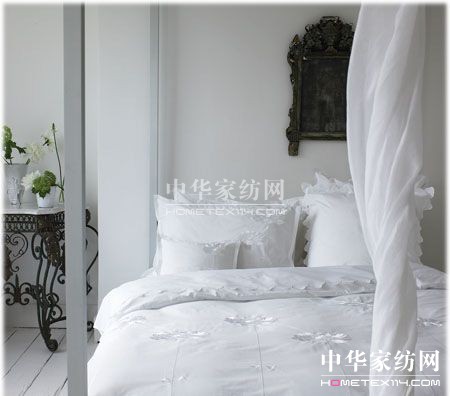 缤纷色彩的约会浪漫典雅的家纺床品