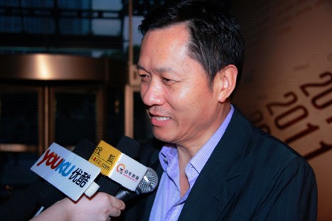 罗莱家纺董事长_罗莱家纺(2)