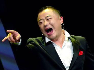 周立波讽刺中国足球 被警告恶有恶报