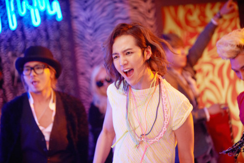 张根硕MV花絮曝光27日发行新专辑