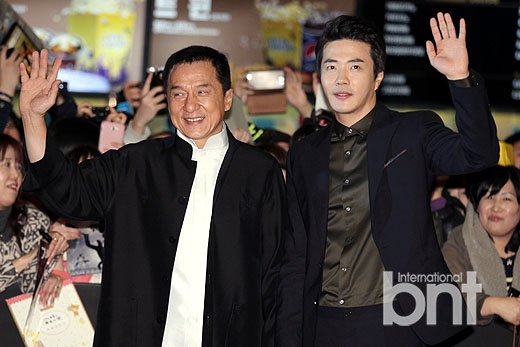 成龙权相佑《十二生肖》试映众韩星助阵