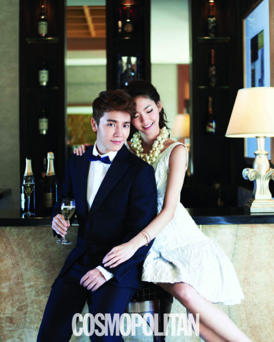 SJ东海柔拥女模拍写真变浪漫情侣