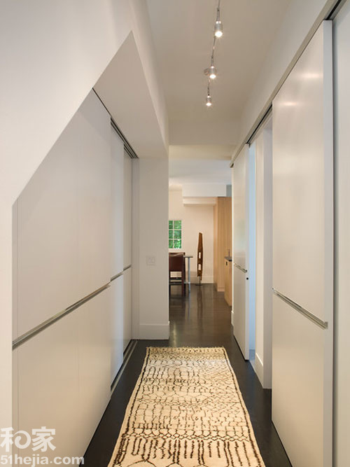 无处不收纳走廊过道储物设计