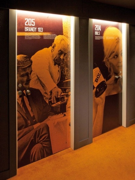 浓郁复古风巴塞罗那旅店设计