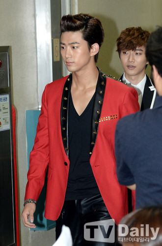 2PMٰݳԱ