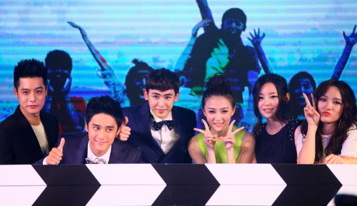 对话巨蟹男神尼坤 想2PM感恩粉丝