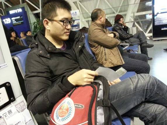 HOdo红豆家纺:千里传爱,暖男行动