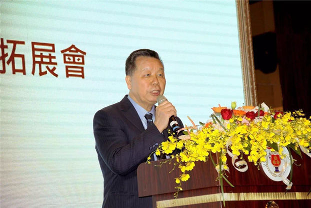 长源纺织董事长_意龙纺织董事长照片(2)