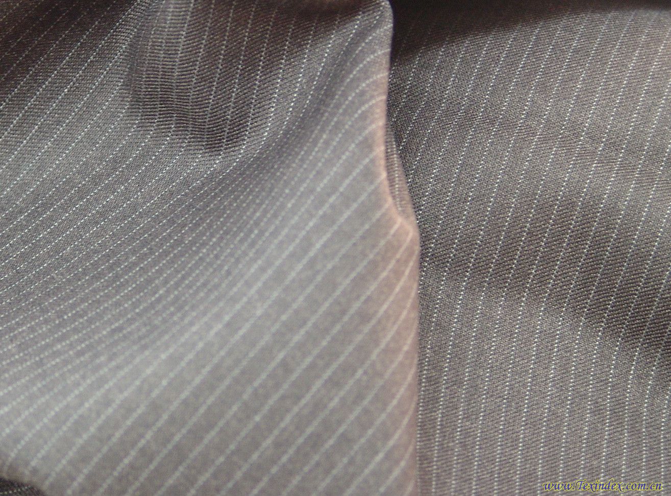 长期供应最新T\/R冬装面料 密度102*89 组织结